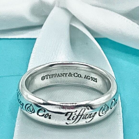 Tiffany & Co. Wide Notes Script Silver Ring - Sz 7.5 - Picture 10 of 16